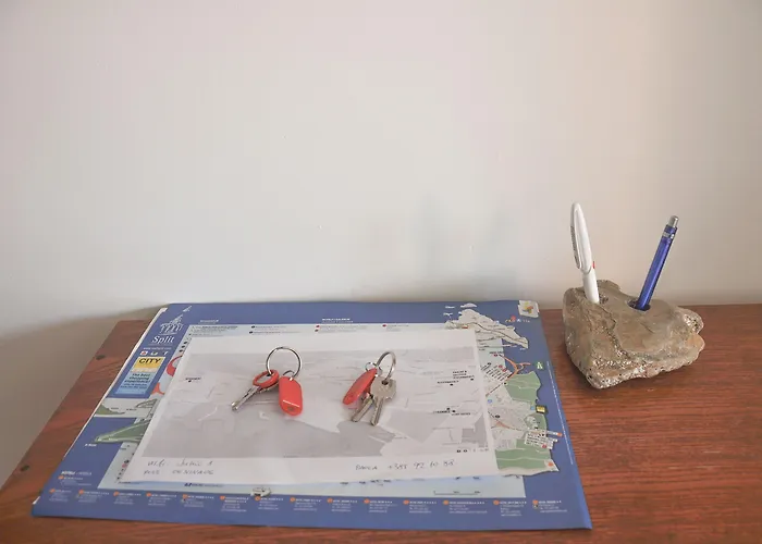 Poolside Paradise - A Hidden Gem In Split