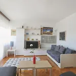 Slow Stay Split - Spacious & Peaceful Lägenhet *