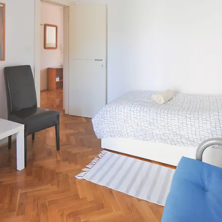 Apartmán Poolside Paradise - A Hidden Gem In *