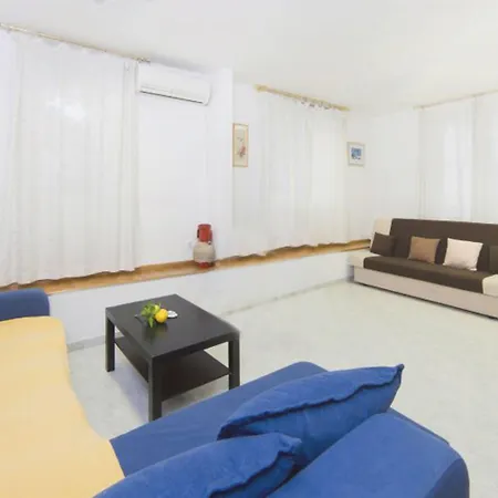 Poolside Paradise - A Hidden Gem In * Split