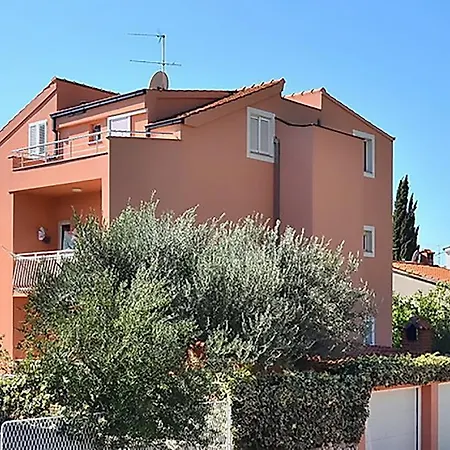 Poolside Paradise - A Hidden Gem In Διαμέρισμα