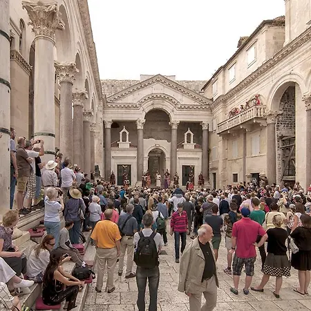 Apartmán Poolside Paradise - A Hidden Gem In Split