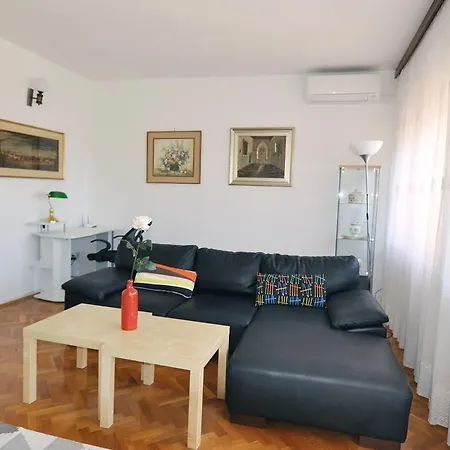 Apartmán Poolside Paradise - A Hidden Gem In