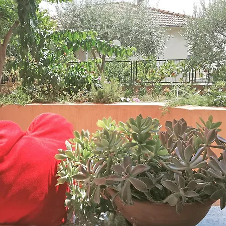 Apartmán Poolside Paradise - A Hidden Gem In *