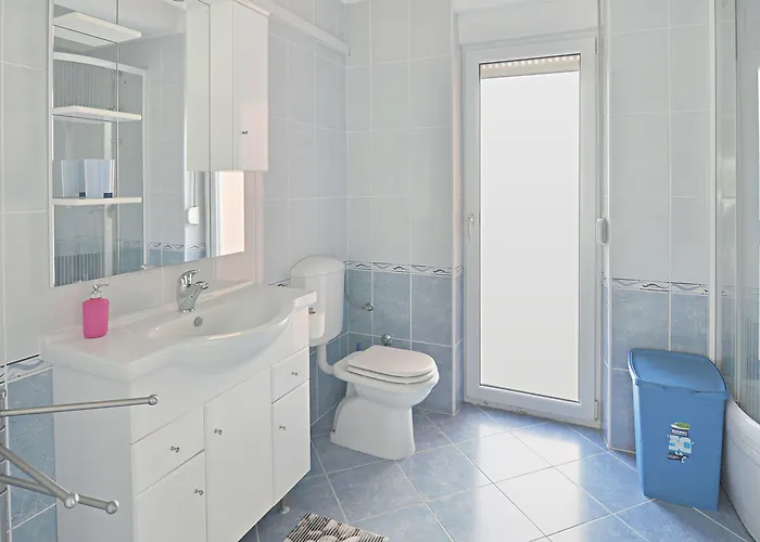 Appartement Poolside Paradise - A Hidden Gem In